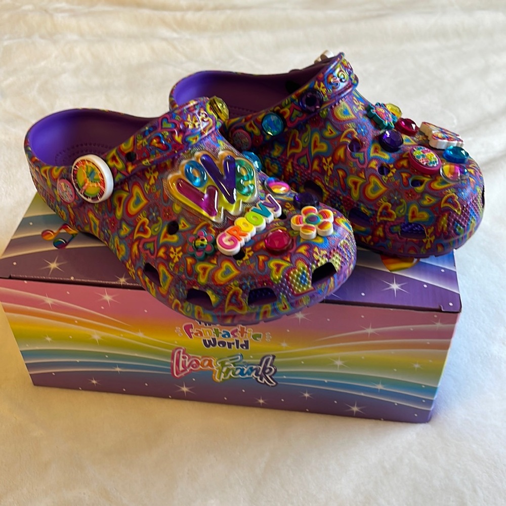 🏷 Lisa frank crocs